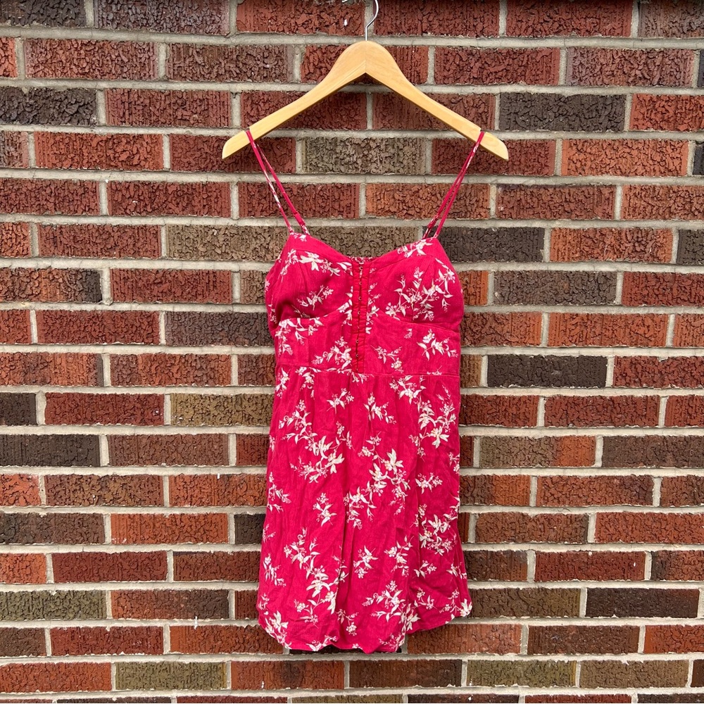 American Eagle Magenta Red and Cream Floral Corset Front Padded Mini Dress